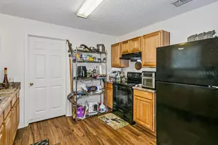 2710 W Gonzalez St, Pensacola, FL 32505 - Photo 9