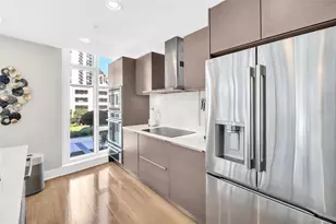 175 1st St S, Saint Petersburg, FL 33701 - Photo 7