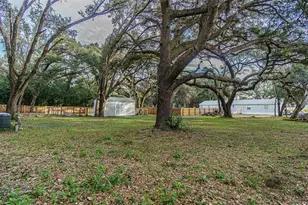 7029 Forbes Rd, Zephyrhills, FL 33540 - Photo 43