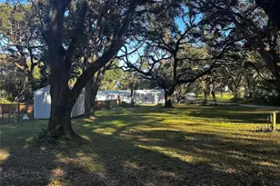 7029 Forbes Rd, Zephyrhills, FL 33540 - Photo 11