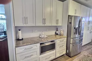 107 Pindo Palm St W, Largo, FL 33770 - Photo 19