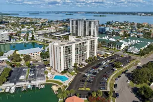 255 Dolphin Point, Clearwater Beach, FL 33767 - Photo 41