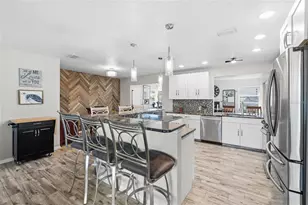 6801 15th St S, Saint Petersburg, FL 33705 - Photo 9