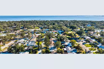 6801 15th Street S, Saint Petersburg, FL 33705 - Photo 29