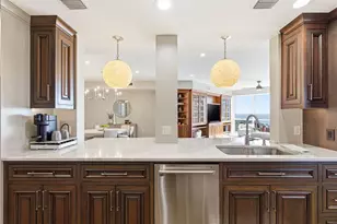 300 Beach Dr NE, Saint Petersburg, FL 33701 - Photo 13