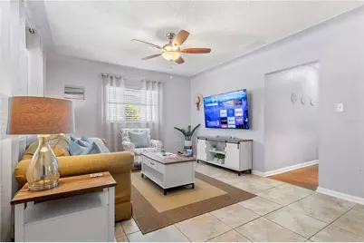 5596 100th Way N, Saint Petersburg, FL 33708 - Photo 3