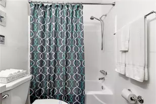 5596 100th Way N, Saint Petersburg, FL 33708 - Photo 11