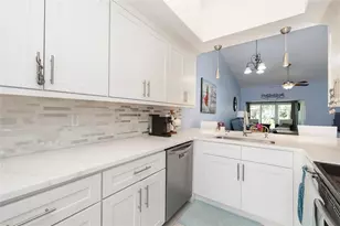 3055 Pelican Pl, Clearwater, FL 33762 - Photo 13