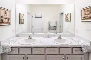 2910 Boxwood Grove Row, Wesley Chapel, FL 33543 - Photo 17