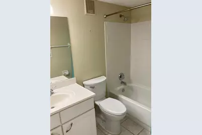 5920 80th Street N #204, Saint Petersburg, FL 33709 - Photo 13