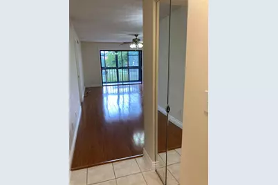 5920 80th Street N #204, Saint Petersburg, FL 33709 - Photo 15