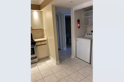 5920 80th Street N #204, Saint Petersburg, FL 33709 - Photo 7