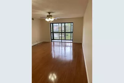 5920 80th Street N #204, Saint Petersburg, FL 33709 - Photo 17