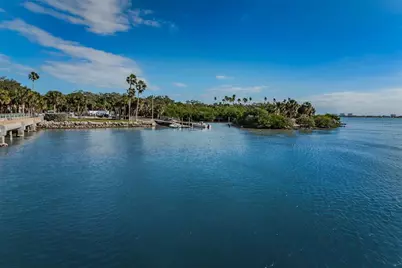 2015 Park Street N, Saint Petersburg, FL 33710 - Photo 37