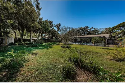 2015 Park Street N, Saint Petersburg, FL 33710 - Photo 27