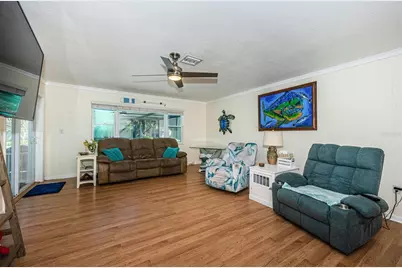 2015 Park Street N, Saint Petersburg, FL 33710 - Photo 11