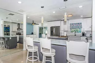 2015 Park St N, Saint Petersburg, FL 33710 - Photo 5