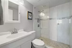 4015 Bayshore Blvd, Tampa, FL 33611 - Photo 11