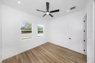 303 Archimedes St, Dunedin, FL 34698 - Photo 23