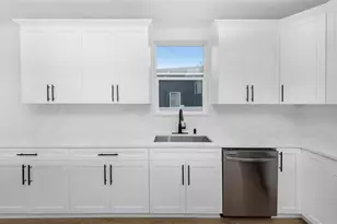 303 Archimedes St, Dunedin, FL 34698 - Photo 7