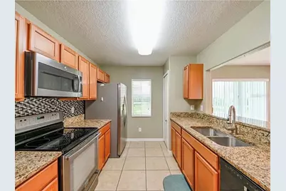 37706 Aaralyn Road, Zephyrhills, FL 33542 - Photo 13