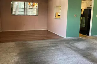 5967 Terrace Park Dr N, Saint Petersburg, FL 33709 - Photo 3