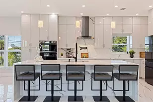 6062 Bayou Grande Blvd NE, Saint Petersburg, FL 33703 - Photo 13