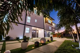 6062 Bayou Grande Blvd NE, Saint Petersburg, FL 33703 - Photo 3