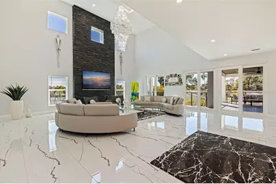 6062 Bayou Grande Boulevard NE, Saint Petersburg, FL 33703 - Photo 9