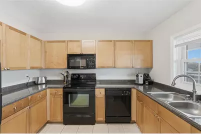 3783 Pompano #D, Saint Petersburg, FL 33705 - Photo 7