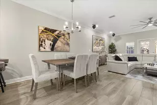 171 Valencia Cir, Saint Petersburg, FL 33716 - Photo 9