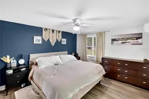 5600 32nd Ave N, Saint Petersburg, FL 33710 - Photo 9