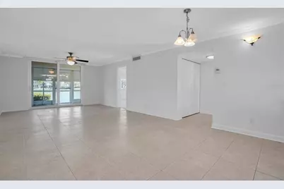 7625 Sun Island Drive S #101, South Pasadena, FL 33707 - Photo 13