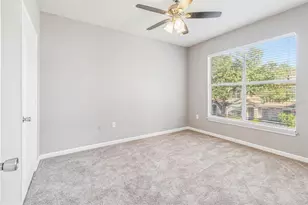 10434 Villa View Cir, Tampa, FL 33647 - Photo 15