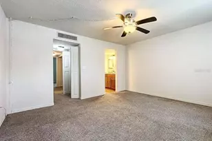 711 Russell Ln, Brandon, FL 33510 - Photo 15