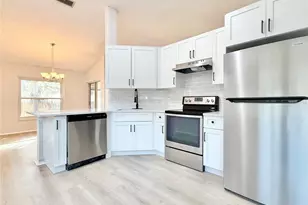 9810 Terrace Trail Ln, Temple Terrace, FL 33637 - Photo 11