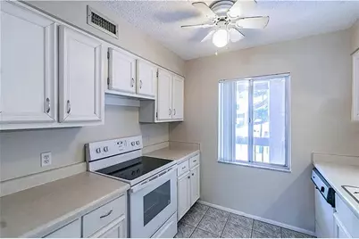 7537 Pitch Pine Circle N #C, Tampa, FL 33617 - Photo 11