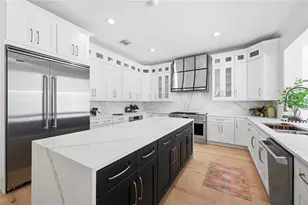 16502 Millan de Avila, Tampa, FL 33613 - Photo 5