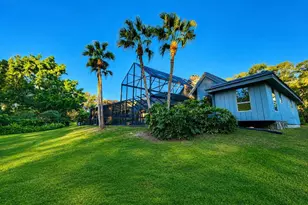 3522 Shoreline Cir, Palm Harbor, FL 34684 - Photo 11