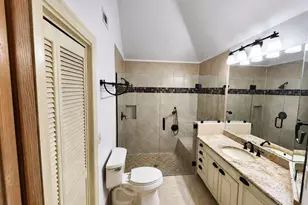 3522 Shoreline Cir, Palm Harbor, FL 34684 - Photo 25