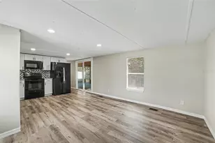 10914 Country Haven Dr, Gibsonton, FL 33534 - Photo 7