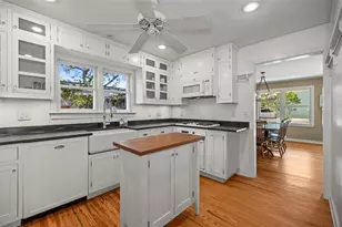 637 Scotland St, Dunedin, FL 34698 - Photo 3