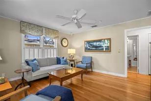 637 Scotland St, Dunedin, FL 34698 - Photo 9