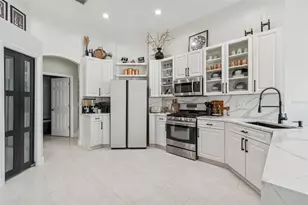 8210 Nature Cove Way, Tampa, FL 33647 - Photo 19