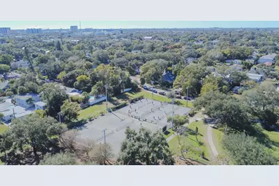 2015 5th Street N, Saint Petersburg, FL 33704 - Photo 55