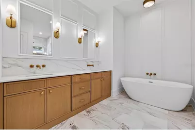 8101 Country Club Road N, Saint Petersburg, FL 33710 - Photo 25