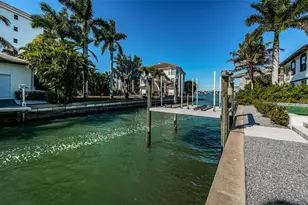 218 Sydney Ln, Redington Shores, FL 33708 - Photo 85