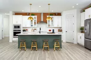 31363 Westbury Ests Ave, Wesley Chapel, FL 33545 - Photo 3