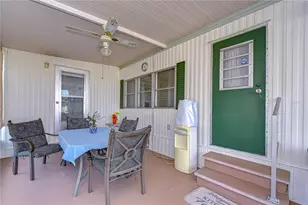 39612 Sterling Dr, Zephyrhills, FL 33542 - Photo 25