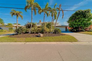 207 Midway Island, Clearwater Beach, FL 33767 - Photo 89
